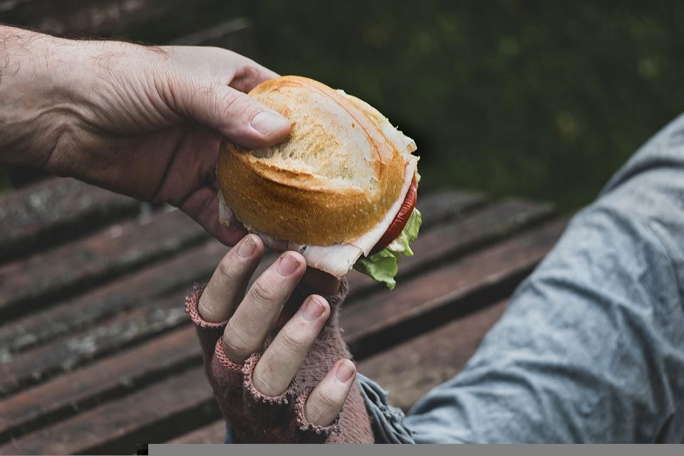 sandwich-5549852 960 720 | Foto: https://cdn.pixabay.com/photo/2020/09/06/19/08/sandwich-5549852_960_720.jpg sandwich-5549852 960 720 | Foto: https://cdn.pixabay.com/photo/2020/09/06/19/08/sandwich-5549852_960_720.jpg
