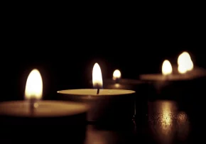 candles-209157 1280 | Foto: Bild: Katie Phillips https://pixabay.com/de/photos/kerzen-teelichter-flamme-tee-kerzen-209157/